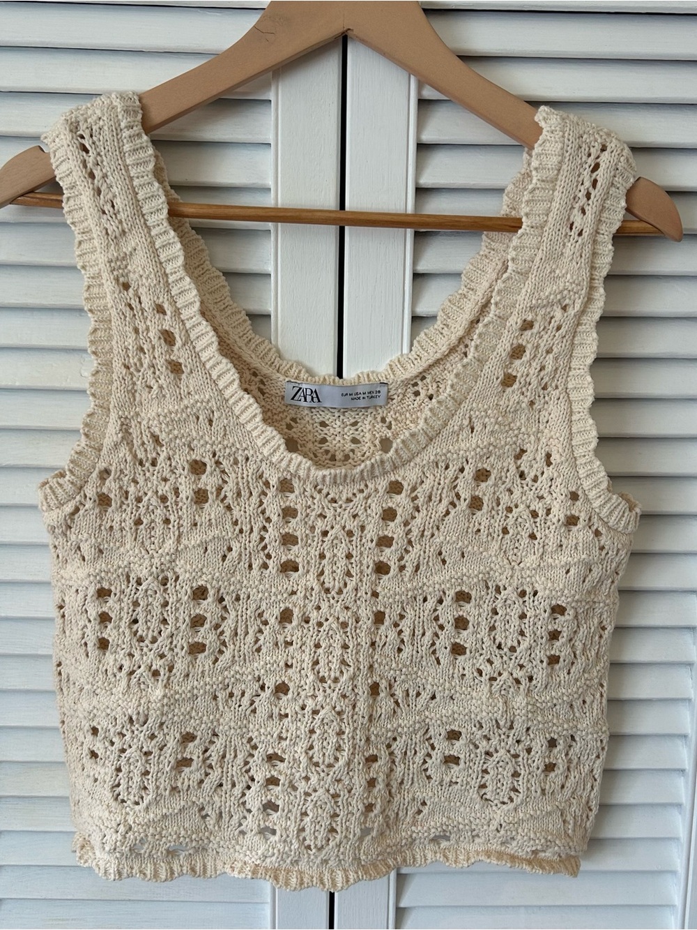 Zara Crochet Knit Sleeveless Tank Top in Cream